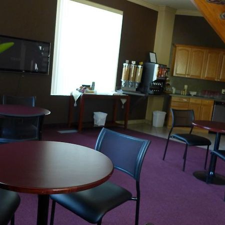 The Bridgeport Inn Fort Mcmurray Eksteriør billede